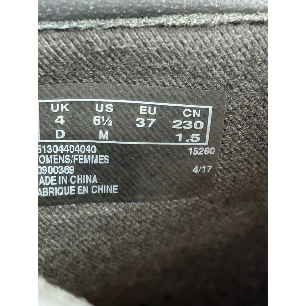 Clarks collection gray